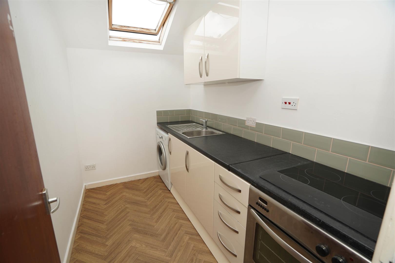 Flat Seymour Road in Bolton