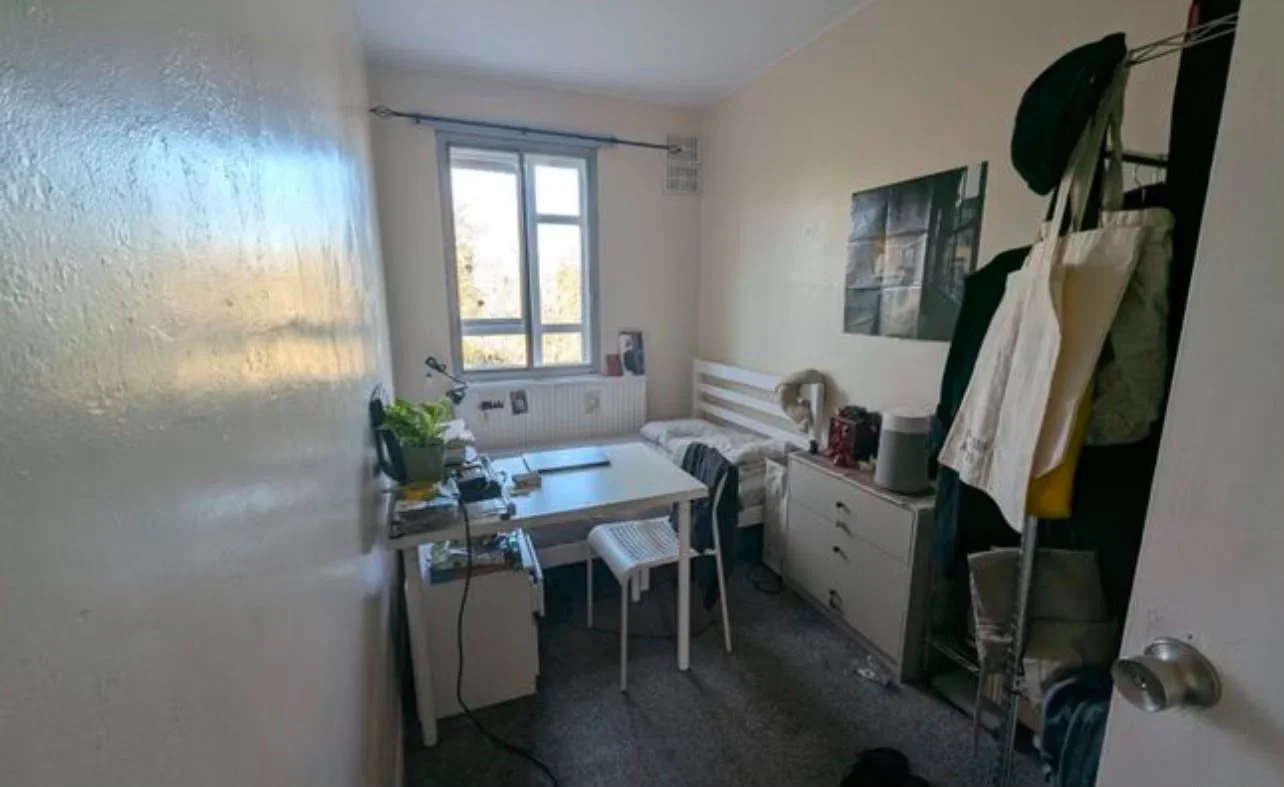 Room Hazellville Road in Greater London