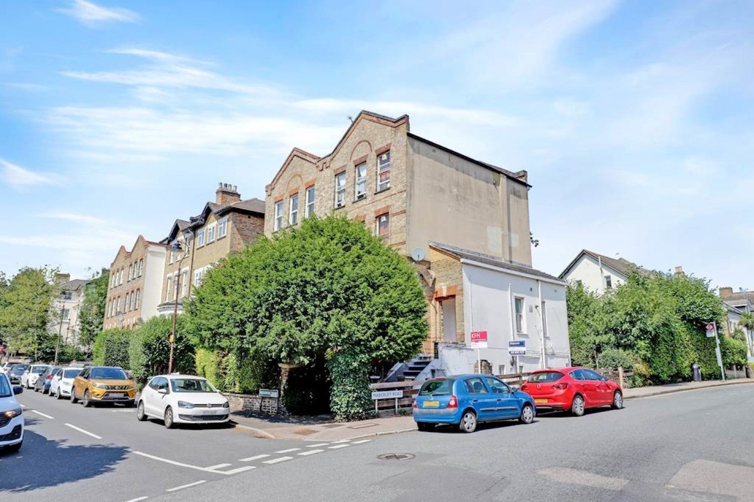 Flat Maberley Road in Greater London