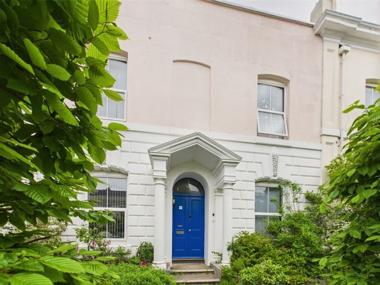 Flat Pentamar Street in Plymouth