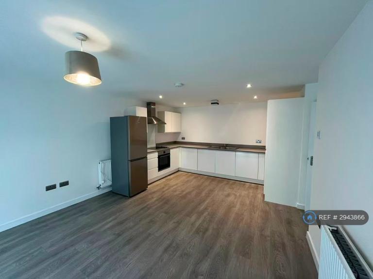 Flat Tanners Way in Birmingham