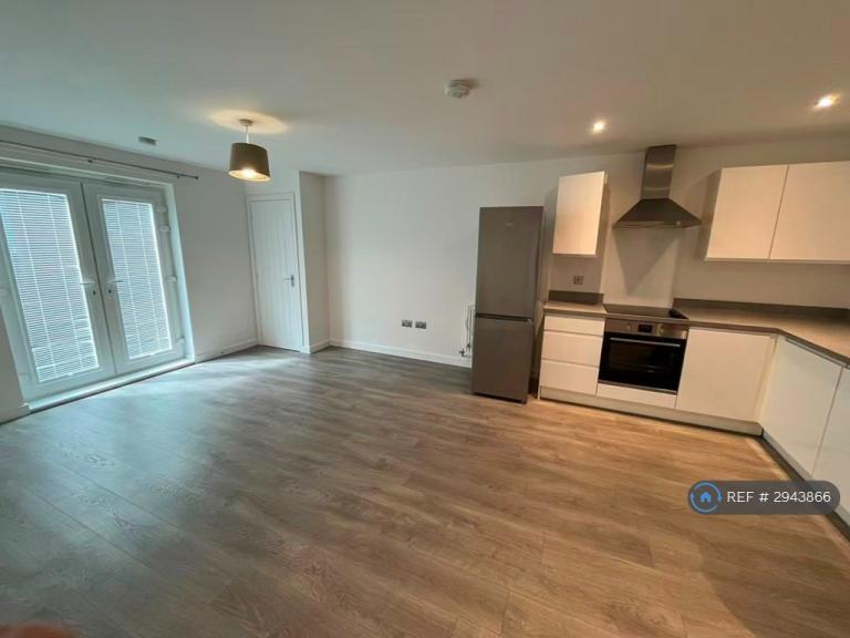 Flat Tanners Way in Birmingham