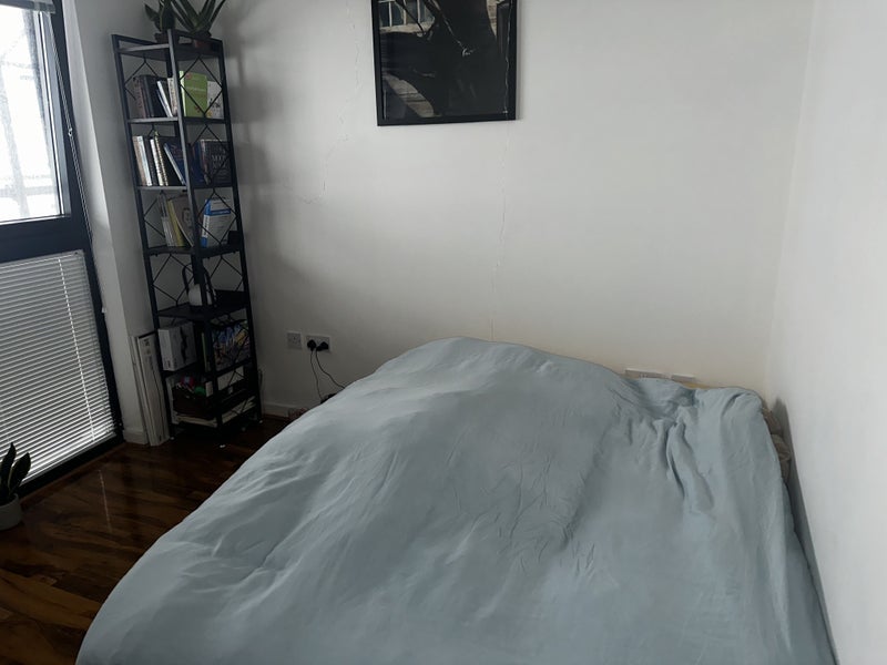 Room Lampwick Lane in Manchester