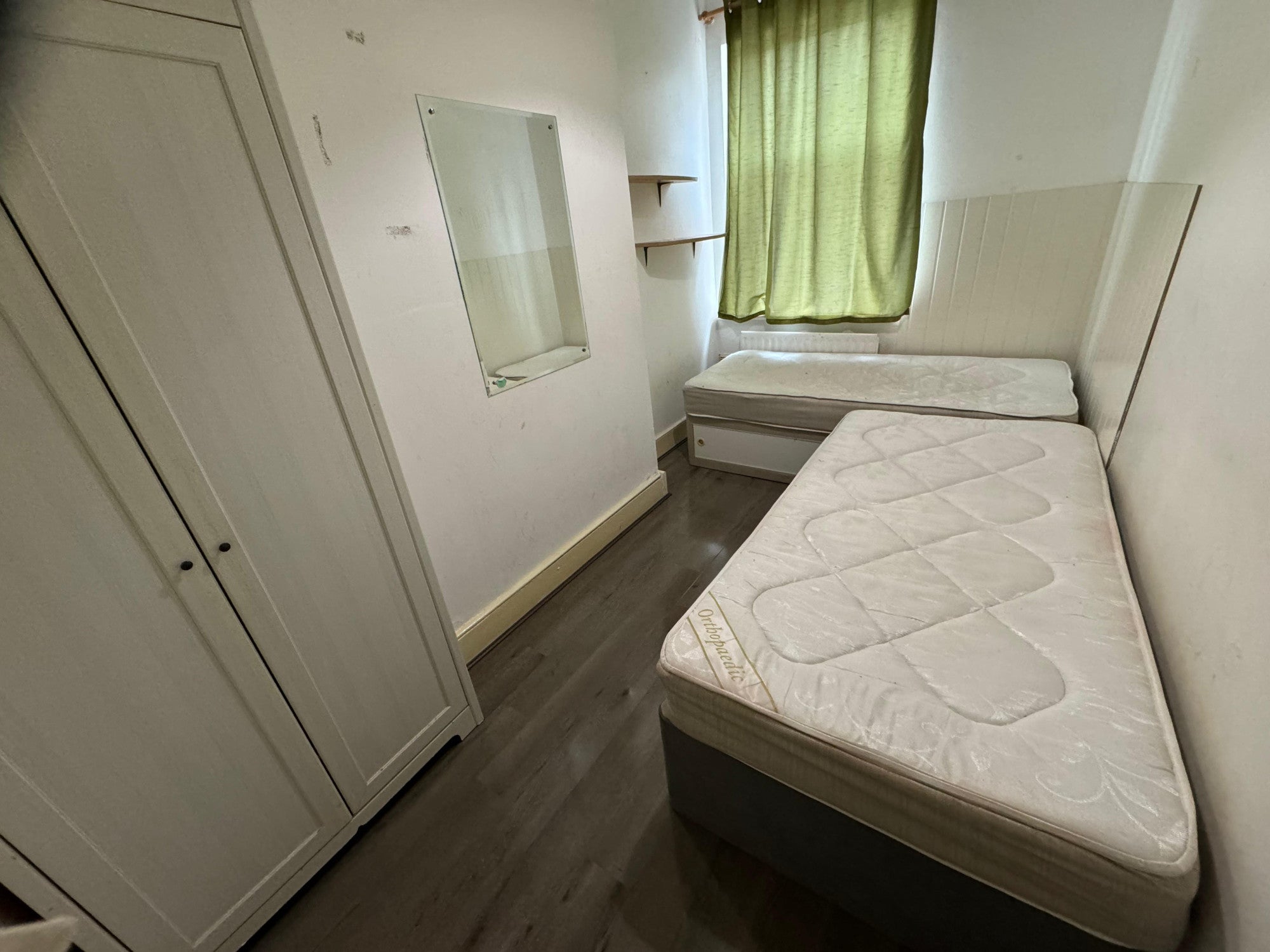 Flat Lampton Road in Greater London