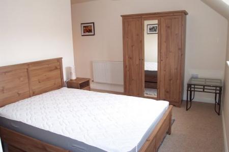 Flat Halfpenny Close in Charnwood