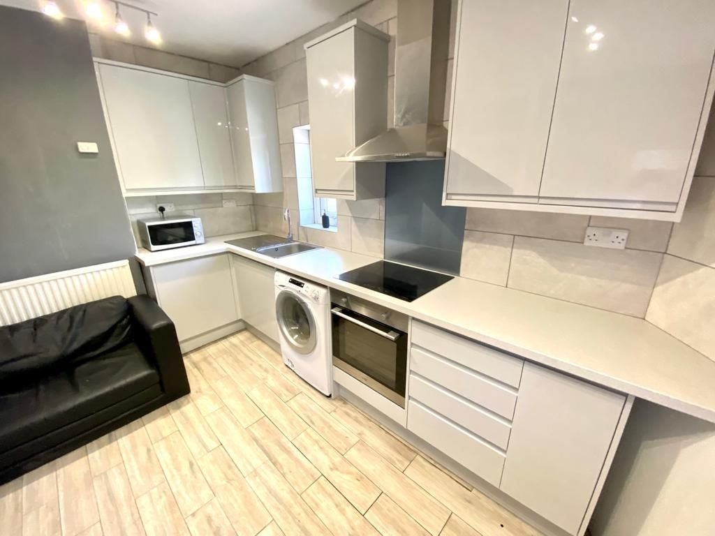 Flat Lancing Road in Sheffield