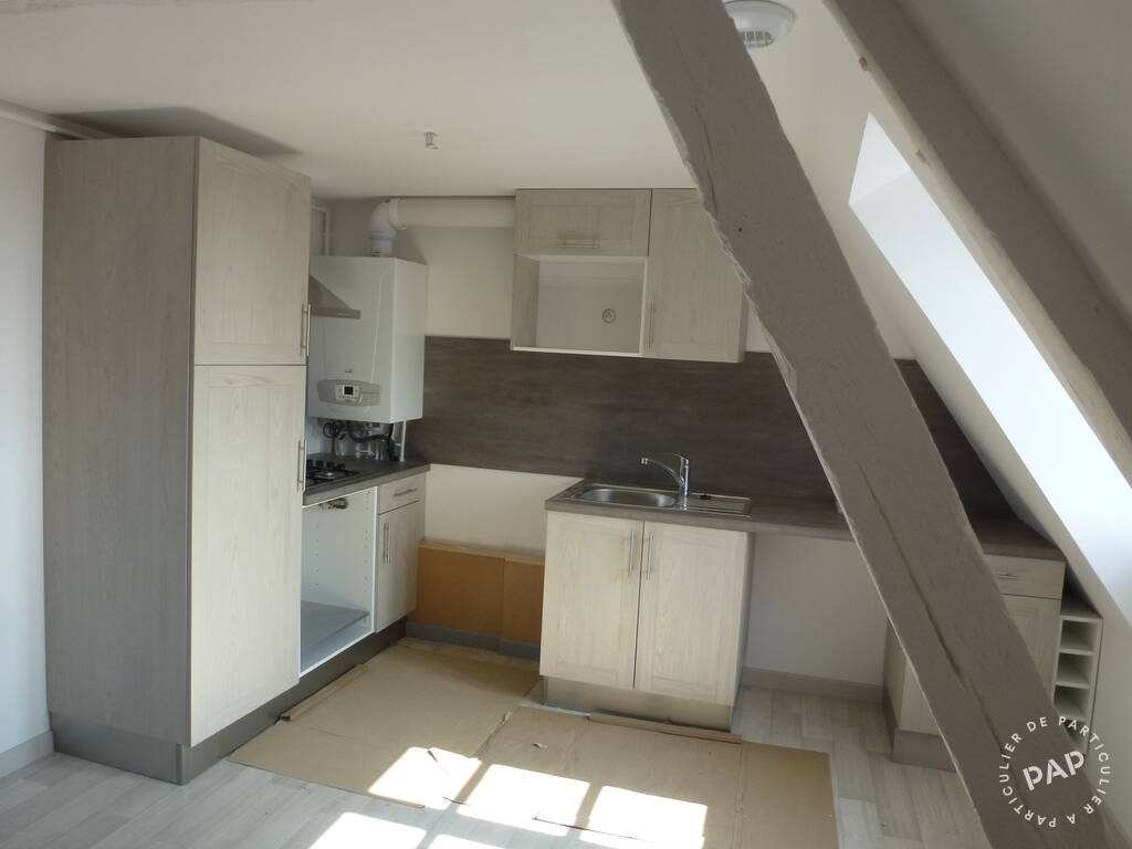 Flat Rue de la Gare in Courville-sur-Eure
