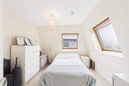 Flat Winterthur Way in Basingstoke and Deane