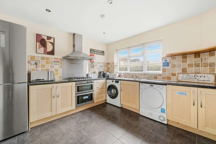 House Tamar Close in Aylesbury