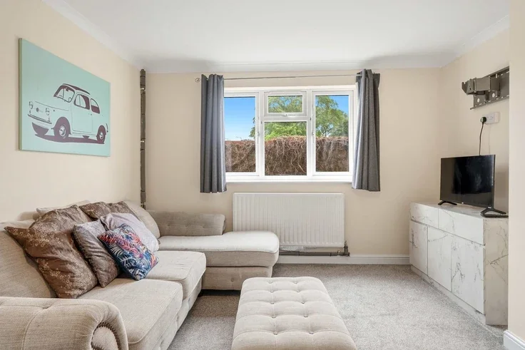 House Tamar Close in Aylesbury