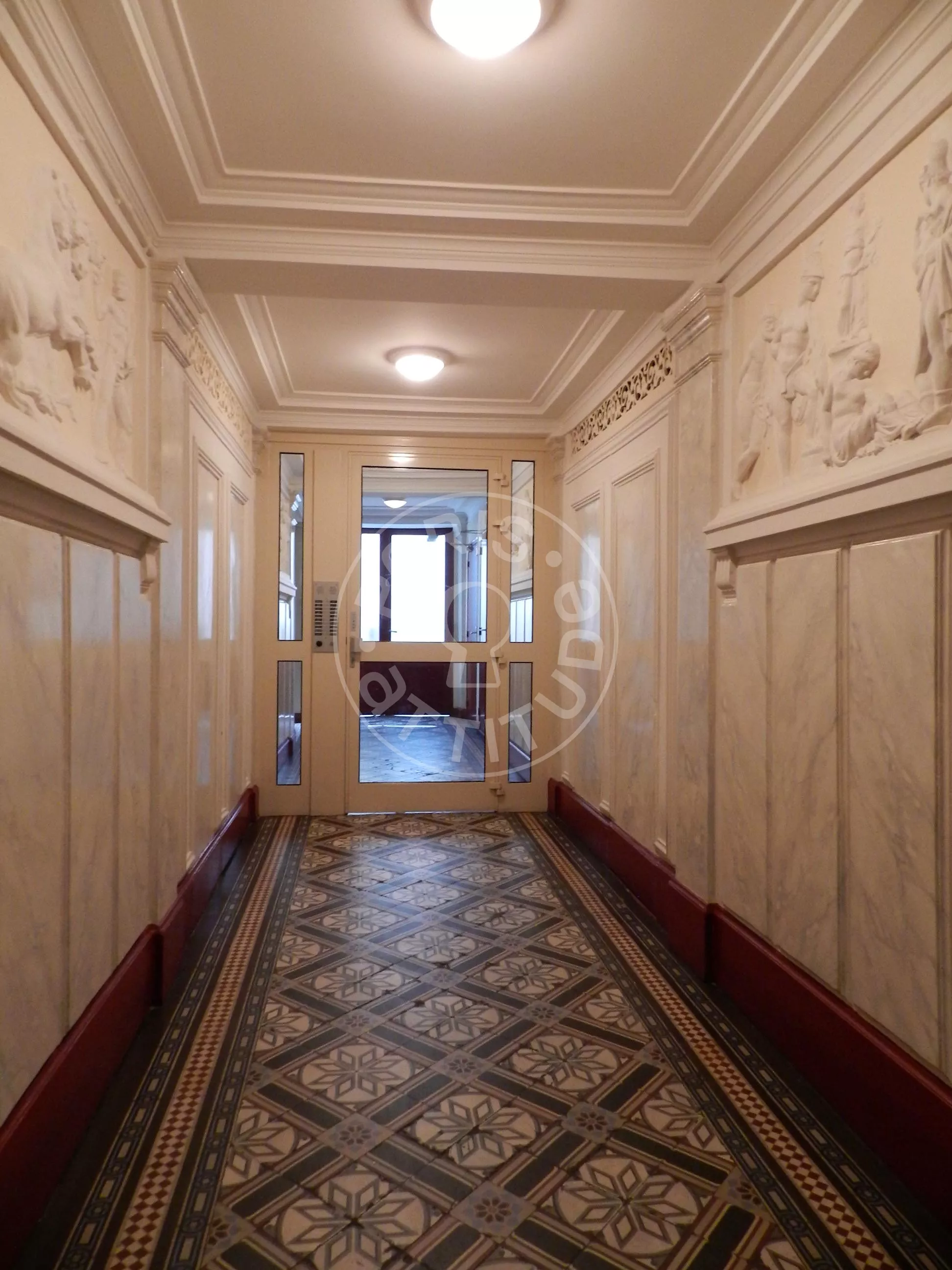 Flat Rue Laffitte in Paris
