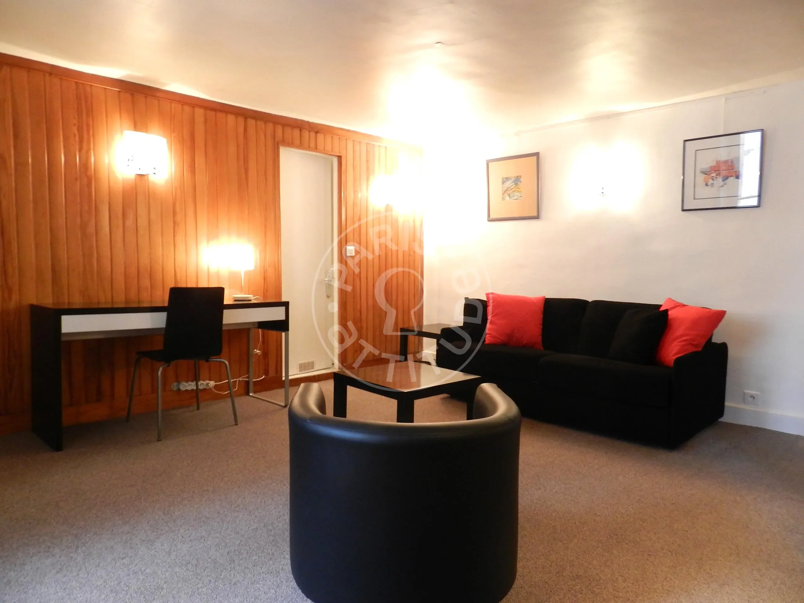 Flat Rue Laffitte in Paris