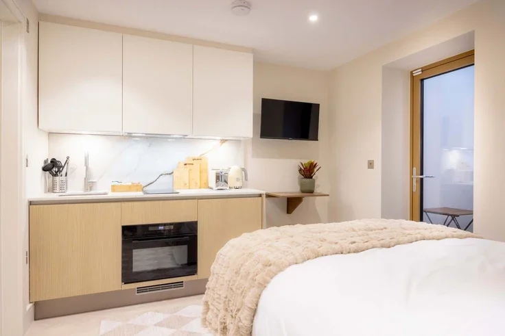 Flat Shirland Road in City of Westminster