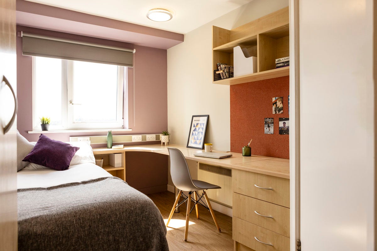 Room Belgrave Middleway in Birmingham
