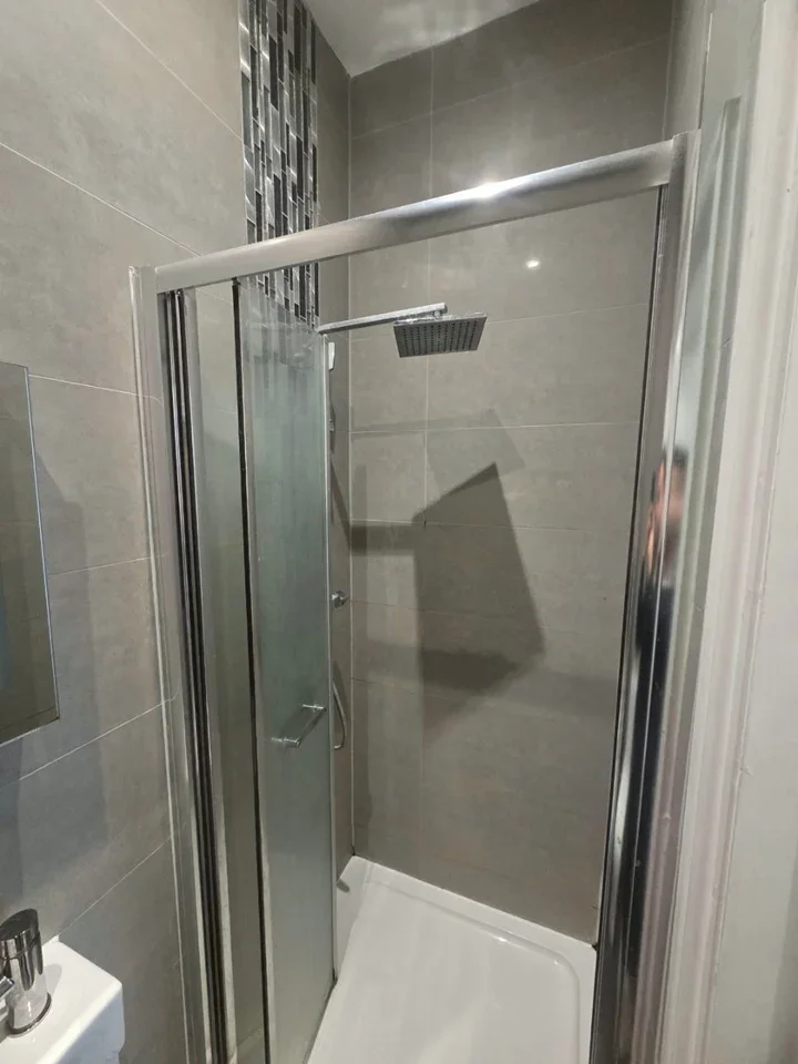 Room Filey Avenue in Greater London