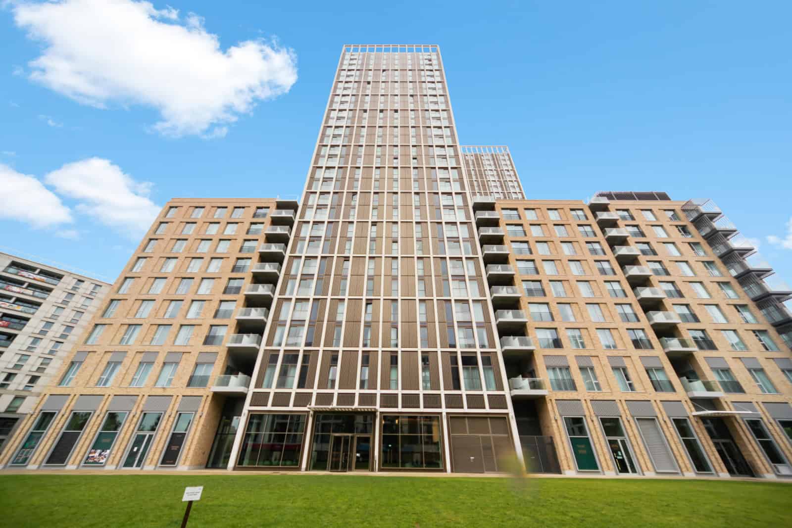 Flat Fortunes Walk in Greater London