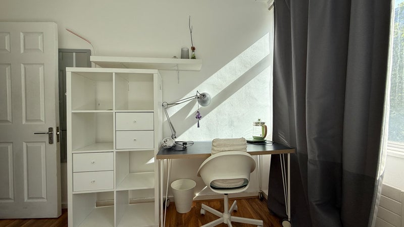 Room Grafton Way in Greater London