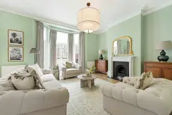 Flat Kynance Place in Greater London