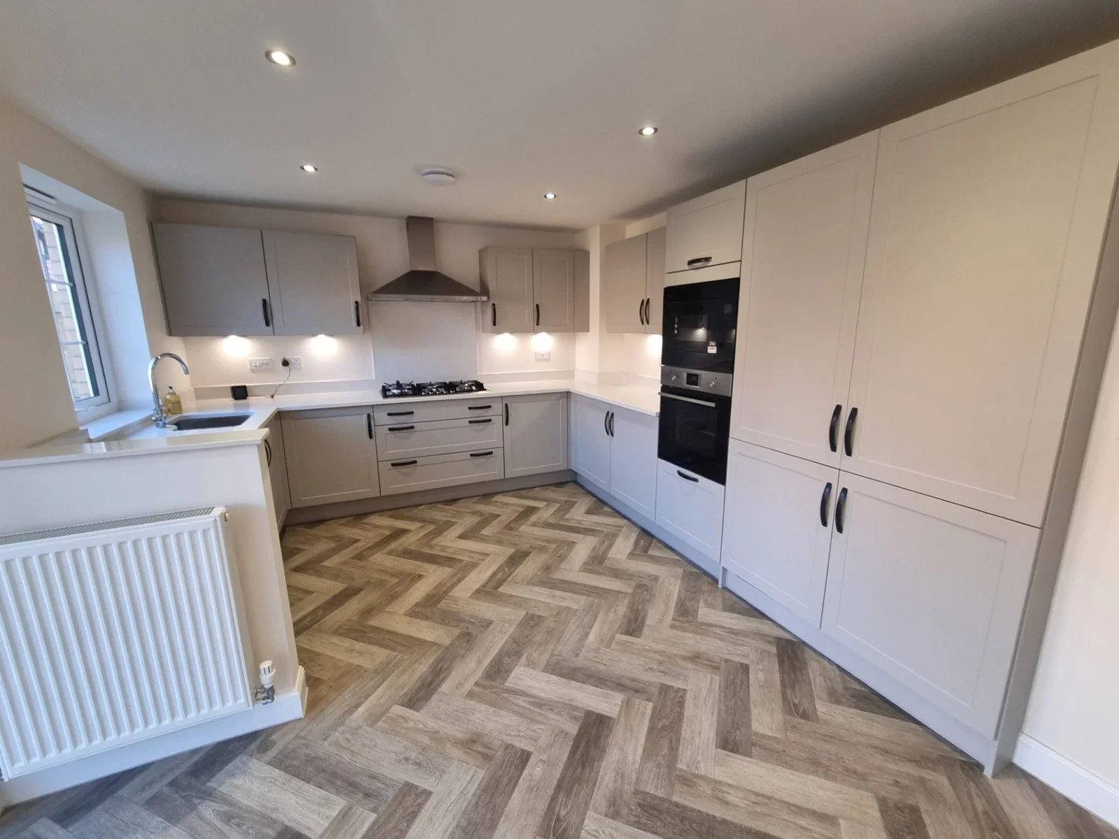 House Sanderling Grove in Whitby