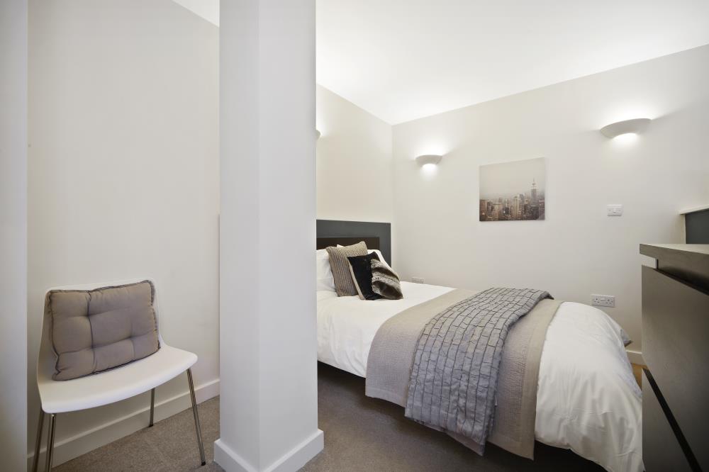 Flat Shoreditch High Street in Greater London