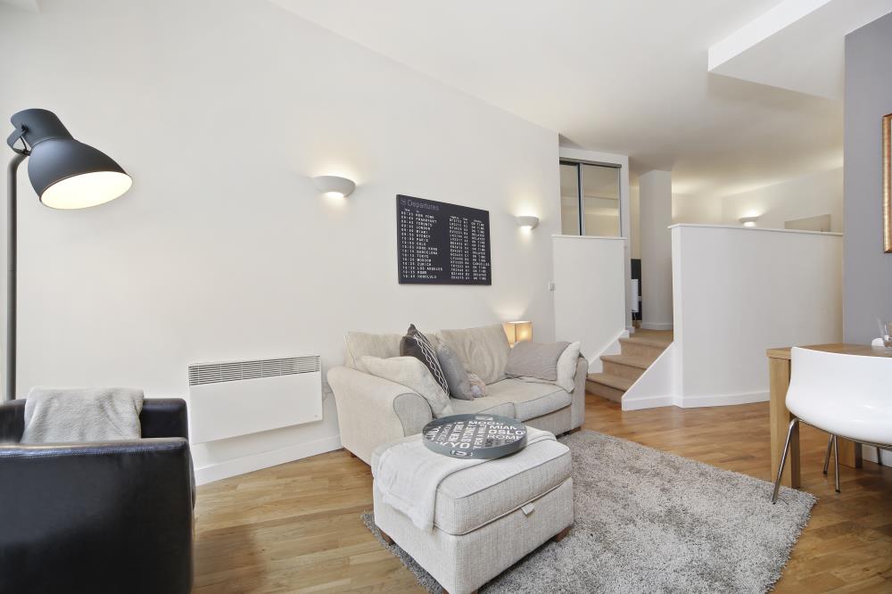 Flat Shoreditch High Street in Greater London