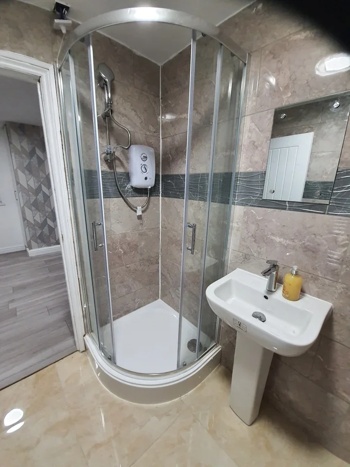 Flat Ivanhoe Street in Brierley Hill