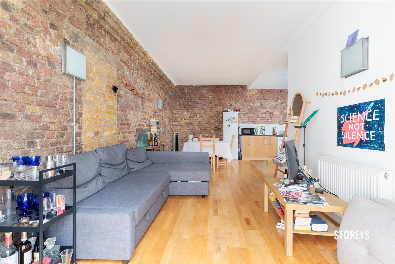 Flat Phipp Street in London