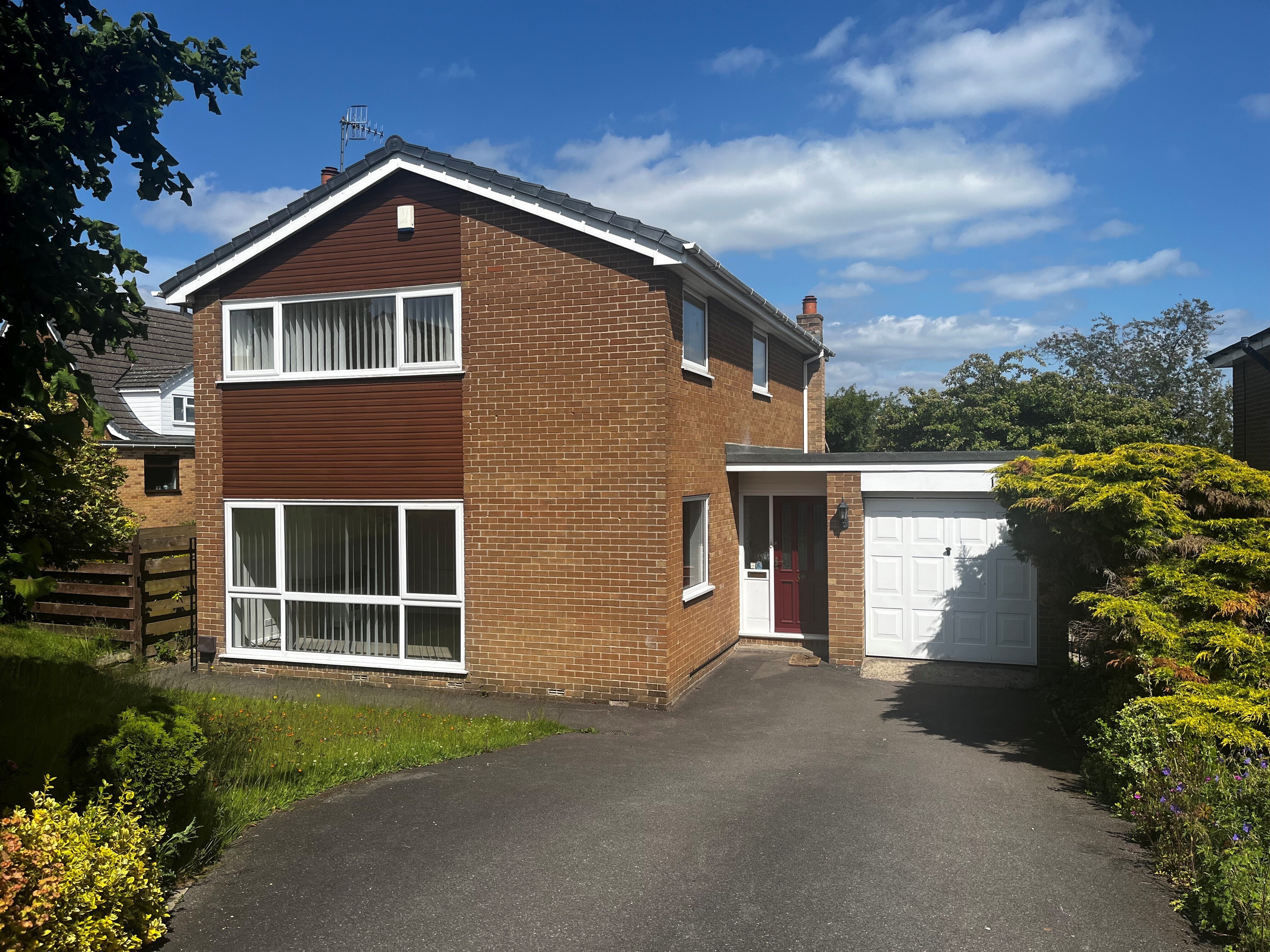 House Repton Place in North East Derbyshire