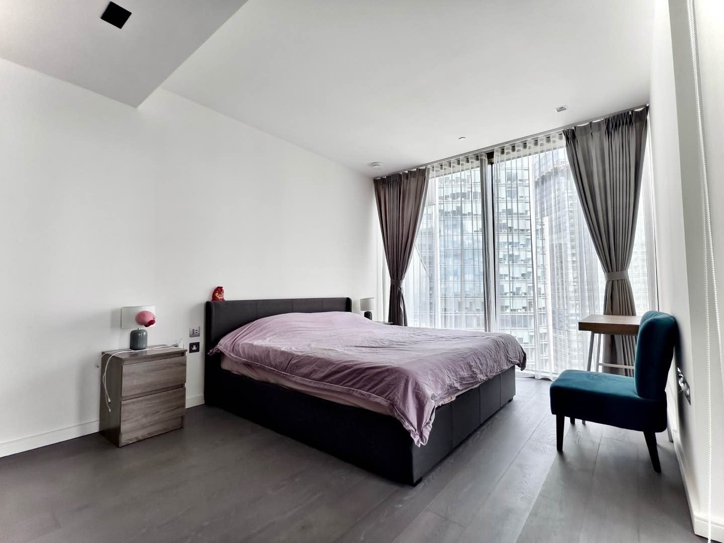 Flat Canada Square in Greater London