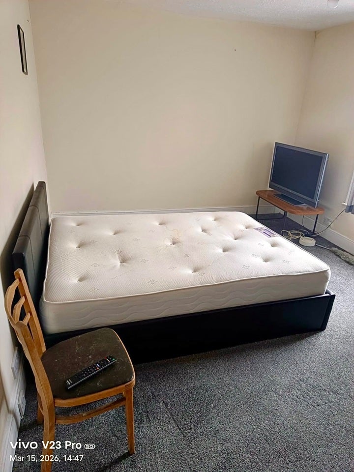 Room Radcliffe Road in Southampton