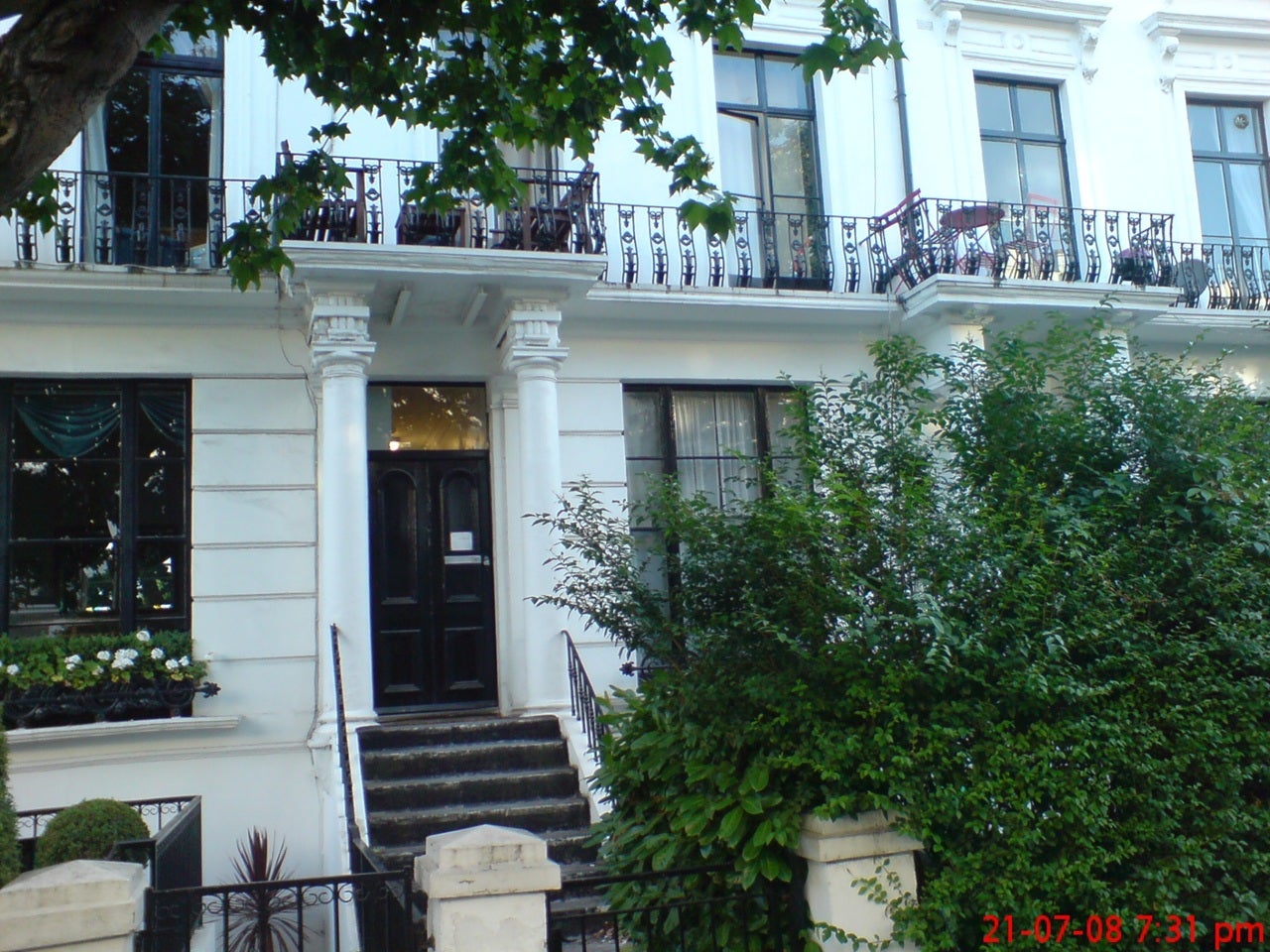 Flat Hereford Road in City of Westminster
