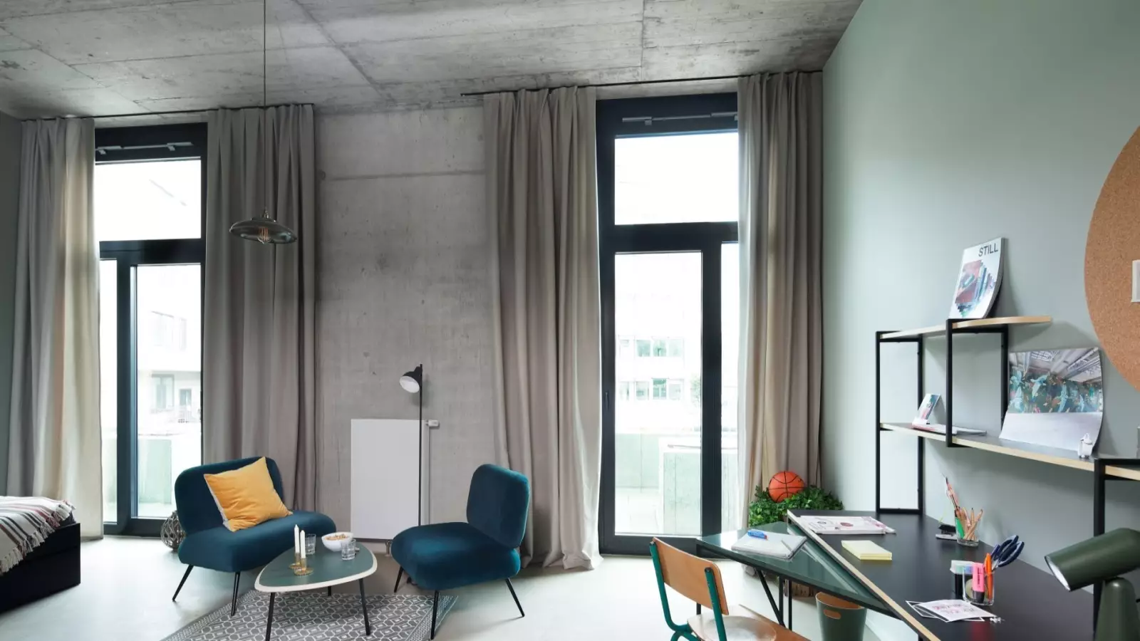 Zimmer Anna-Seghers-Straße in Berlin