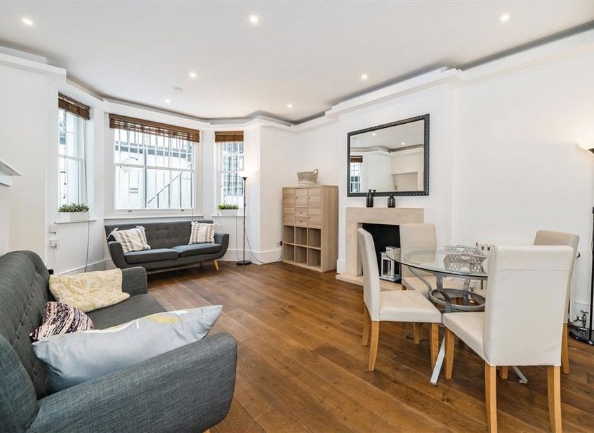 Flat Elvaston Place in Greater London