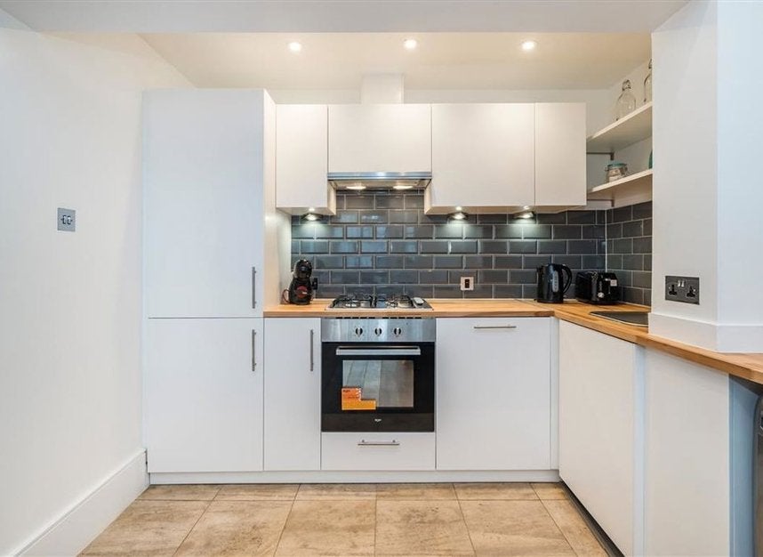 Flat Elvaston Place in Greater London