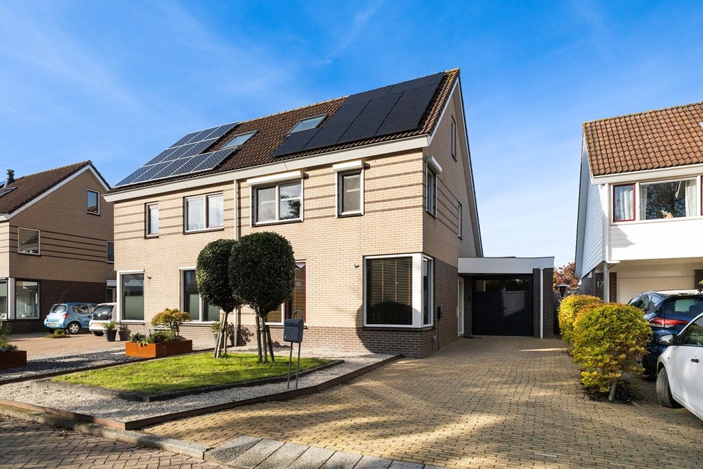 Huis Tsjalk 15 in Stiens