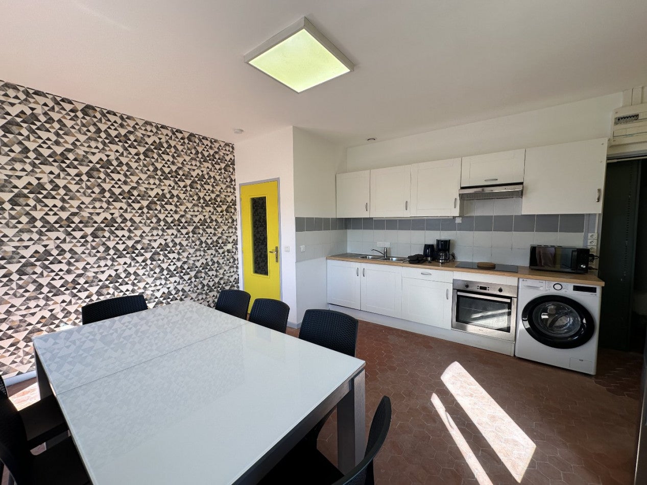 Room Rue Audric in Marseille