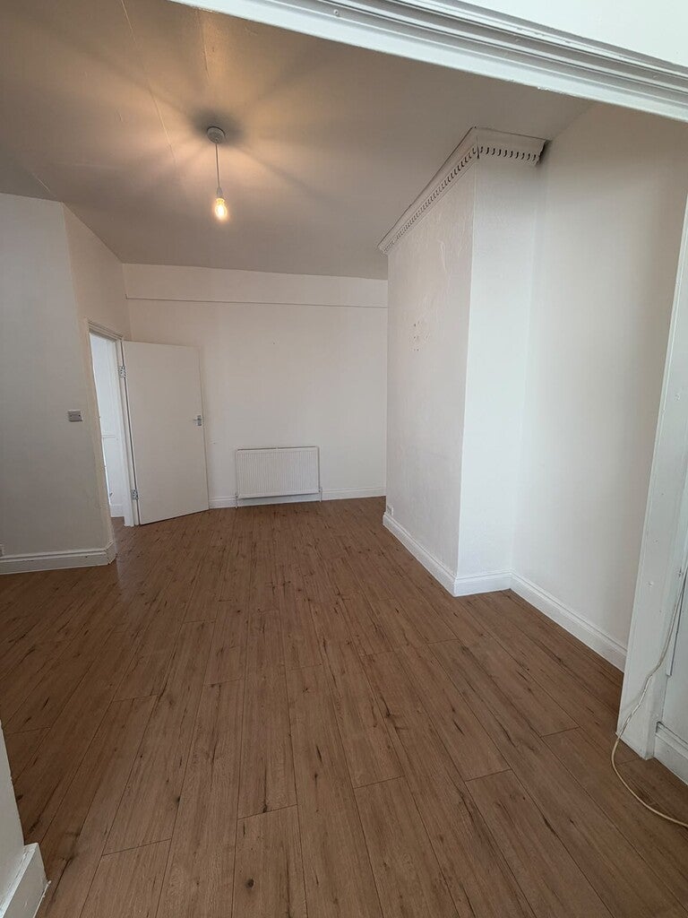 House Exmouth Road in Greater London