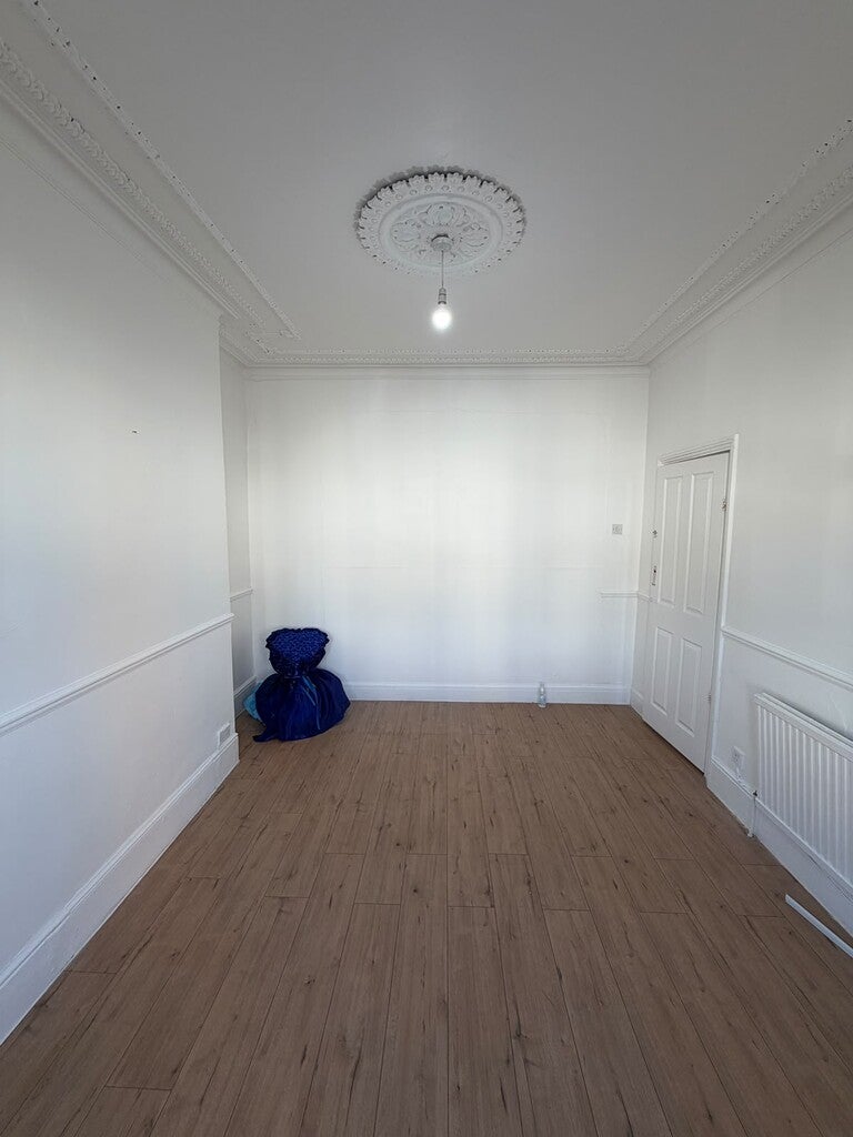 House Exmouth Road in Greater London