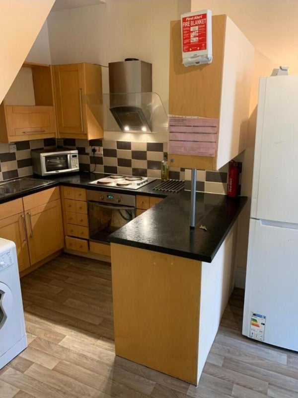 Flat Wilmslow Road in Manchester