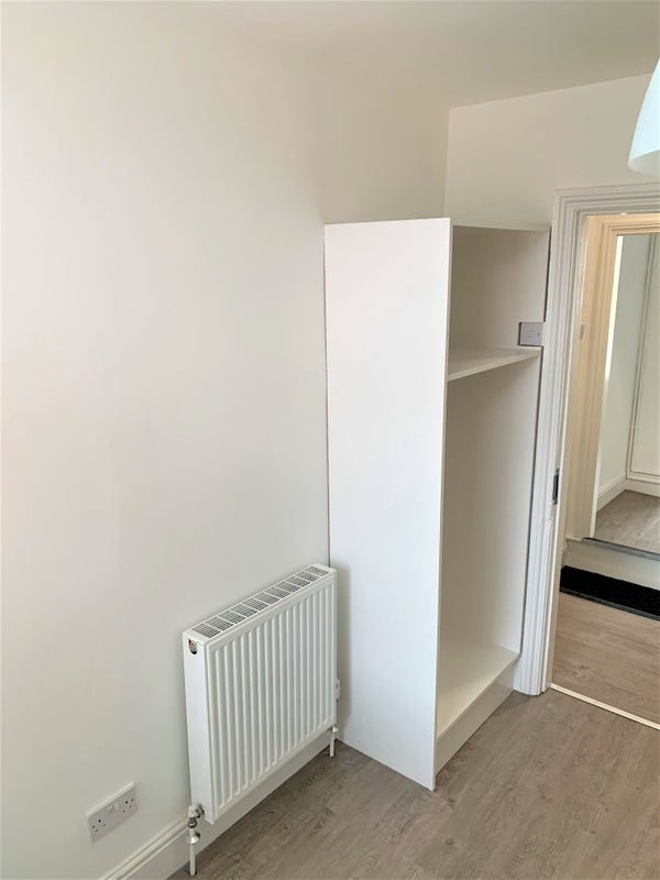 Room Staniforth Road in Sheffield