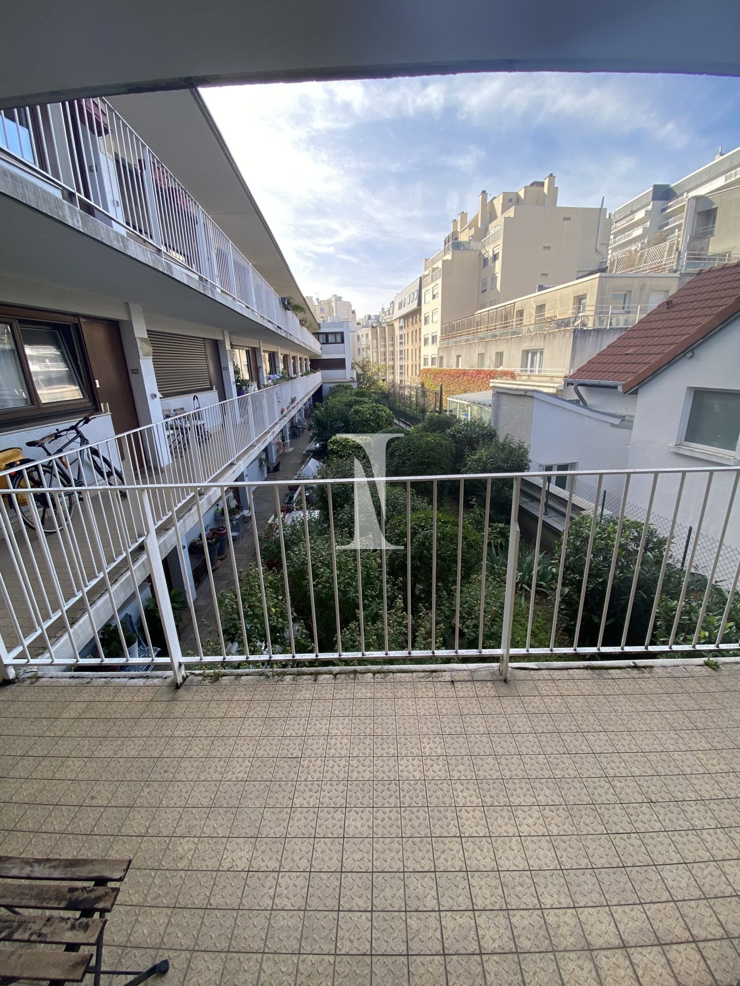 Flat Rue Georges Pitard in Paris