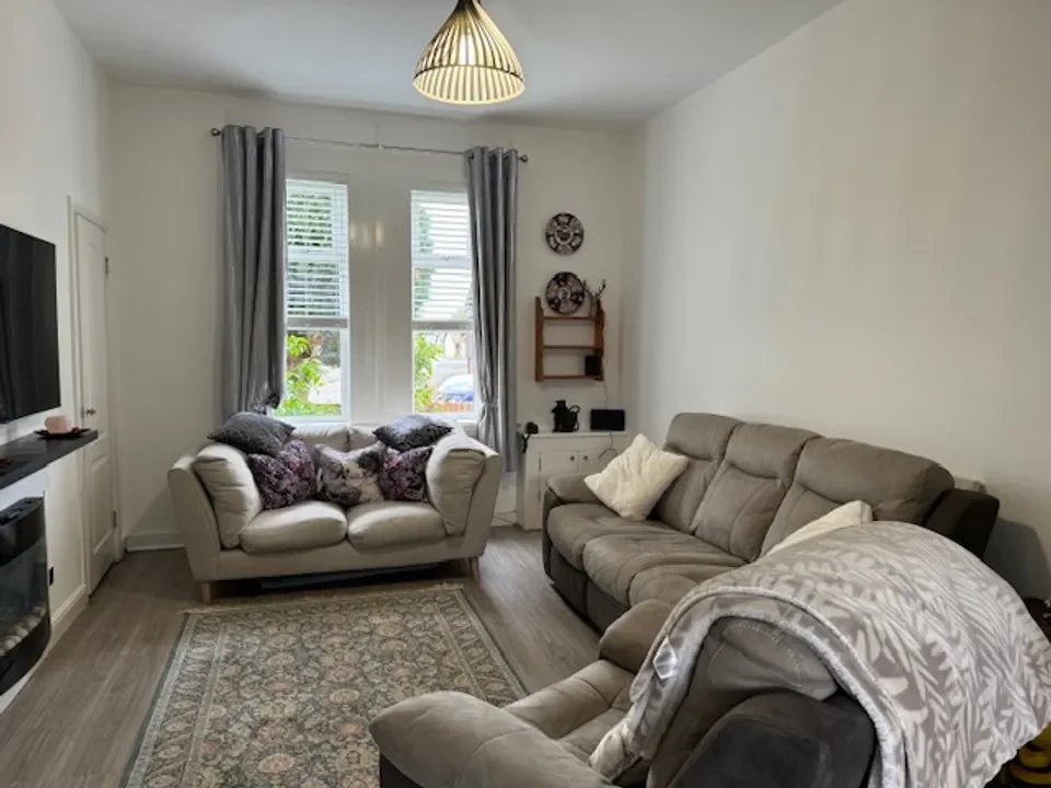 House Dean Park in Newtongrange
