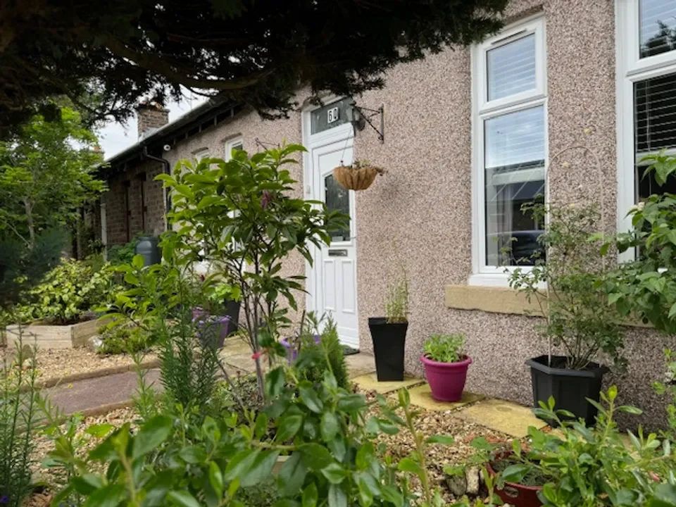 House Dean Park in Newtongrange