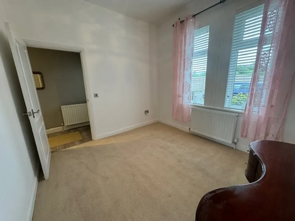 House Dean Park in Newtongrange