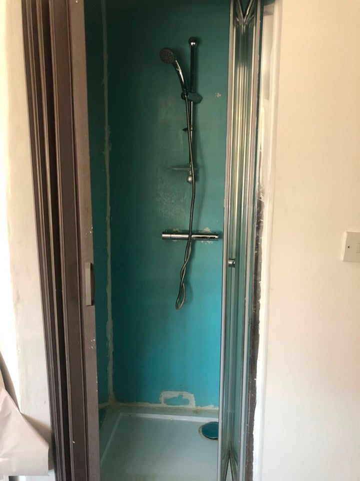 Room Eton Avenue in Greater London