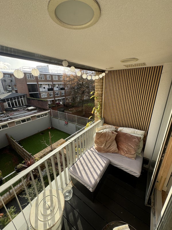 Room Stepney Way in Greater London