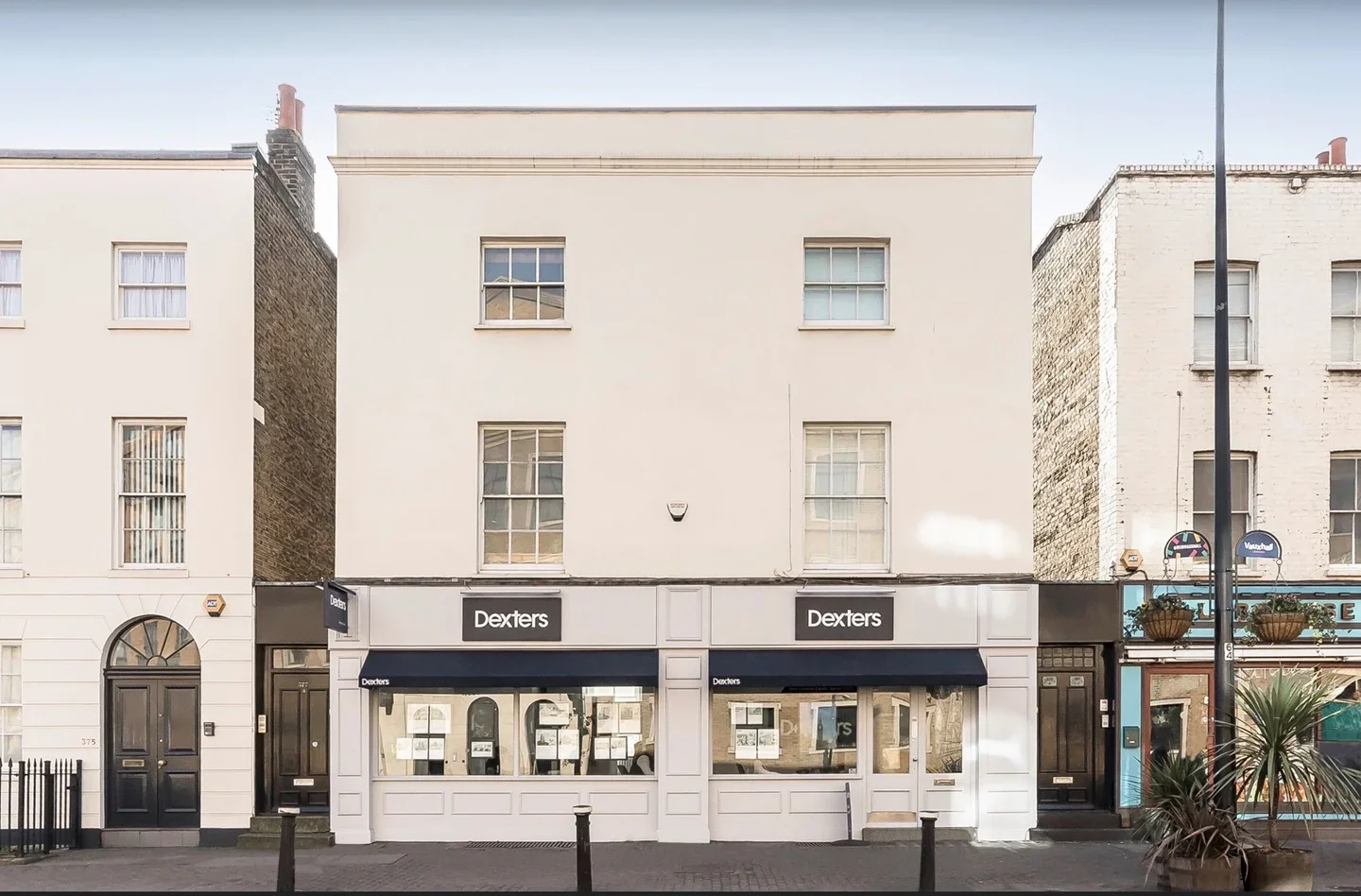Room Kennington Lane in Greater London