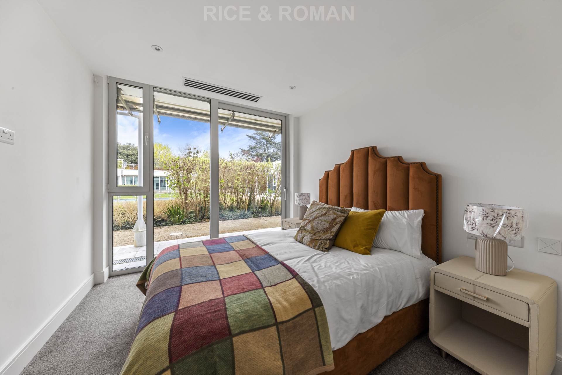 Flat Coldharbour Lane in Borough of Runnymede