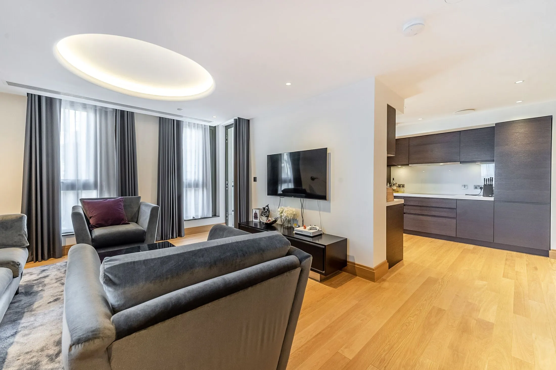 Flat Wrottesley Road in Greater London
