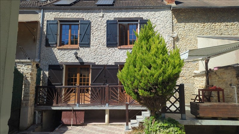 Maison Rue de la Libération à Guillerval